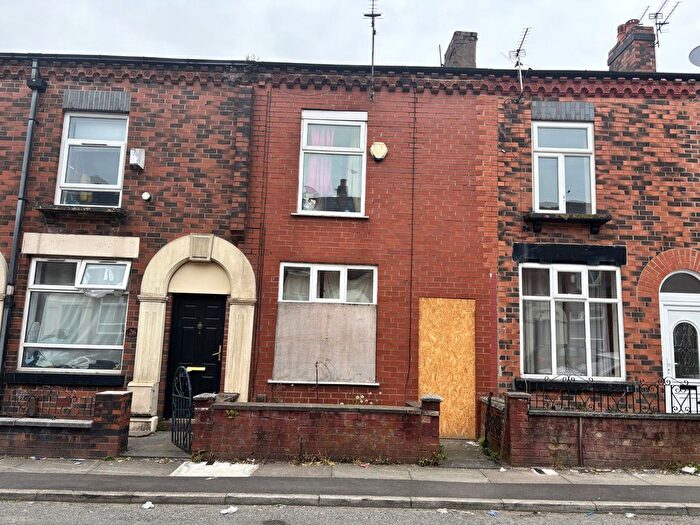 2 Bedroom Terraced House For Sale In Battenberg Road, Bolton, BL1