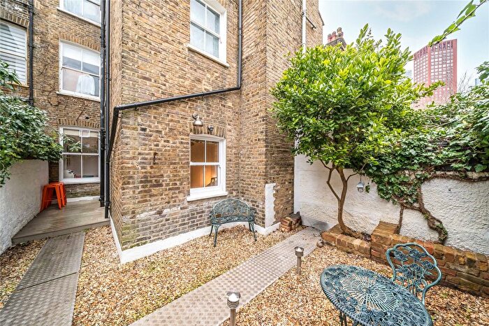 2 Bedroom Flat For Sale In Rita Road, London, SW8