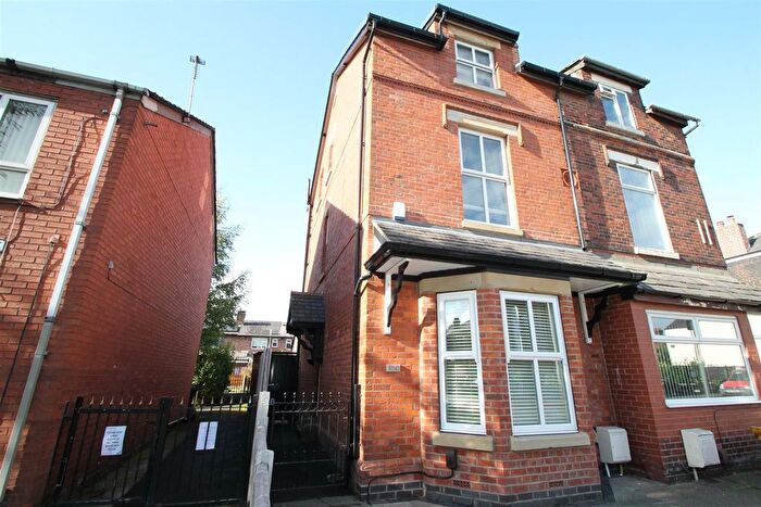 4 Bedroom Property To Rent In Parrin Lane, Manchester, M30