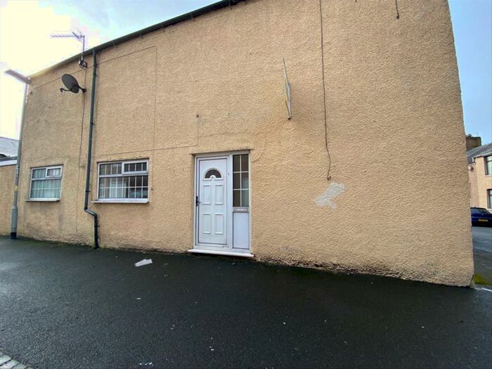 3 Bedroom House To Rent In Elm Road, Barrow In Furness, LA14