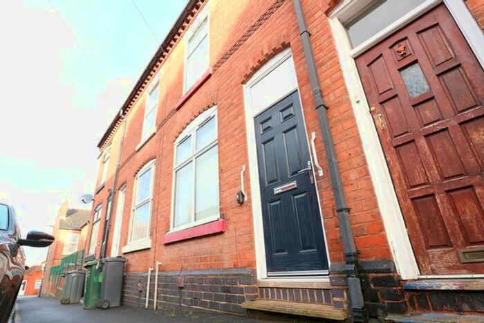 3 Bedroom Terraced House To Rent In Countess Street, Walsall, West Midlands, WS1
