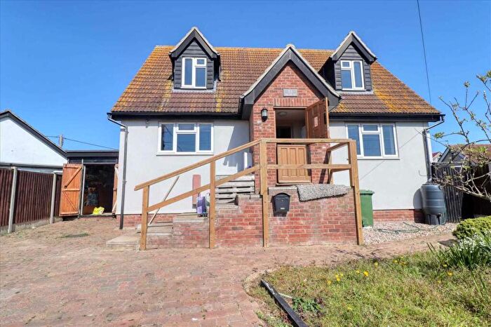 2 Bedroom Detached House For Sale In Fern Way, Jaywick, CO15