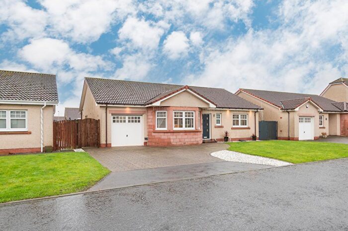 3 Bedroom Detached Bungalow For Sale In Kinellar Place, Thornton, Kirkcaldy, KY1