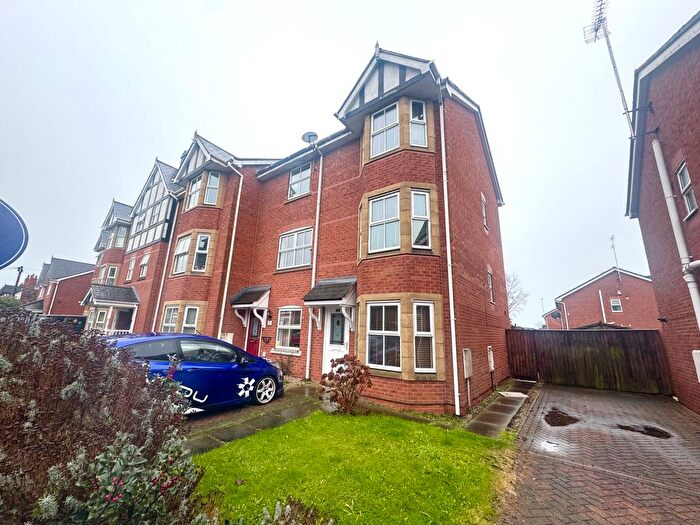 4 Bedroom Property To Rent In Bedford Street, Crewe, CW2
