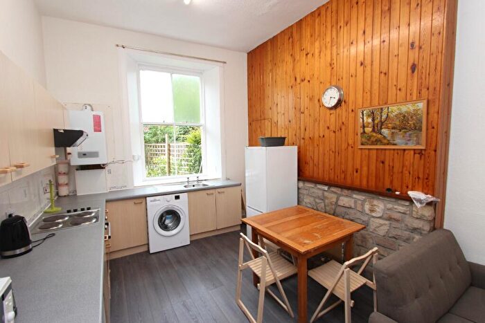 3 Bedroom Flat To Rent In Marchmont Crescent, Marchmont, Edinburgh, EH9