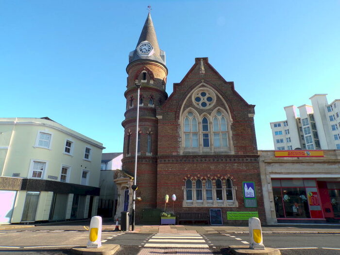 1 Bedroom Flat To Rent In Leaf Hall Road, Seaside, BN22