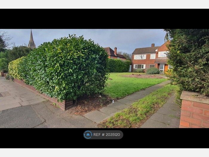 4 Bedroom Detached House To Rent In Bickley Park Road, Bromley, BR1