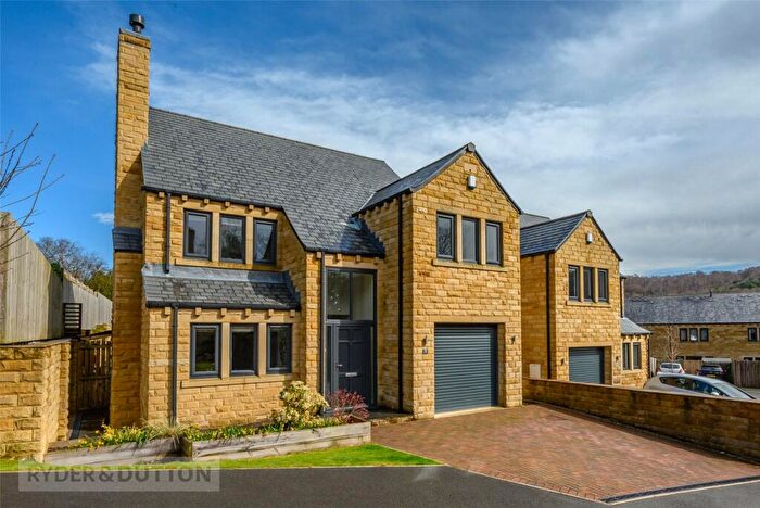 4 Bedroom Detached House For Sale In Woodland Walk, Meltham, Holmfirth, West Yorkshire, HD9