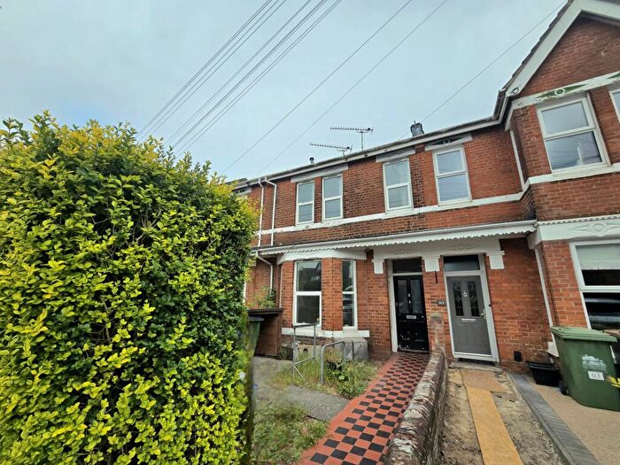 2 Bedroom Flat To Rent In Suffolk Avenue Southampton, SO15