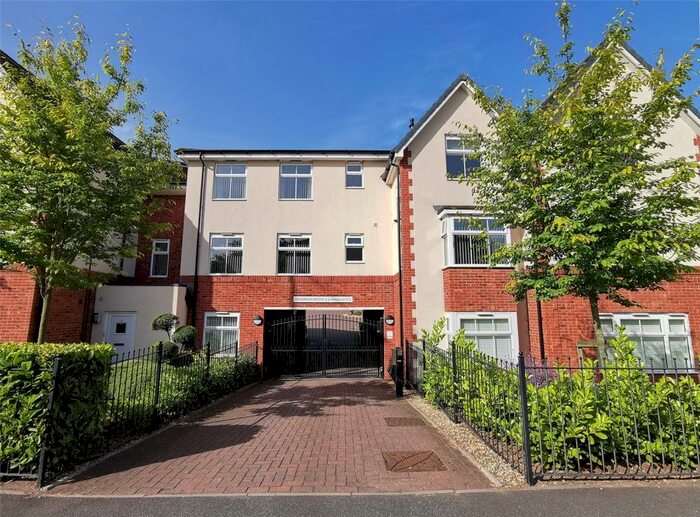 2 Bedroom Apartment To Rent In Stratford Road, Shirley, Solihull, West Midlands, B90