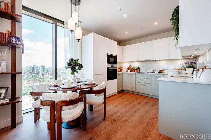 3 Bedroom Flat For Sale In Manor Road, London, E15