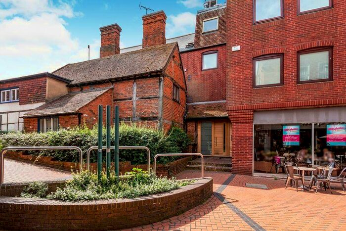 1 Bedroom Apartment To Rent In Denmark Street, Wokingham, RG40