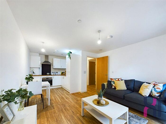 1 Bedroom Flat To Rent In The Tower, Plaza Boulevard, Liverpool, L8