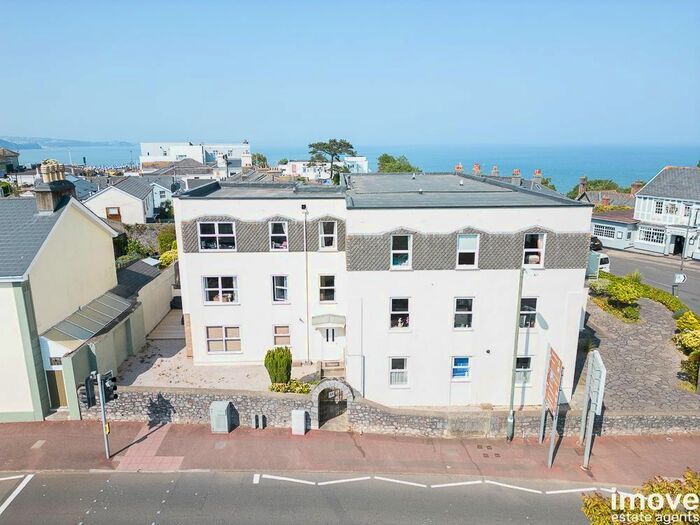 2 Bedroom Flat To Rent In Babbacombe Downs Court, Babbacombe Road, Torquay, TQ1