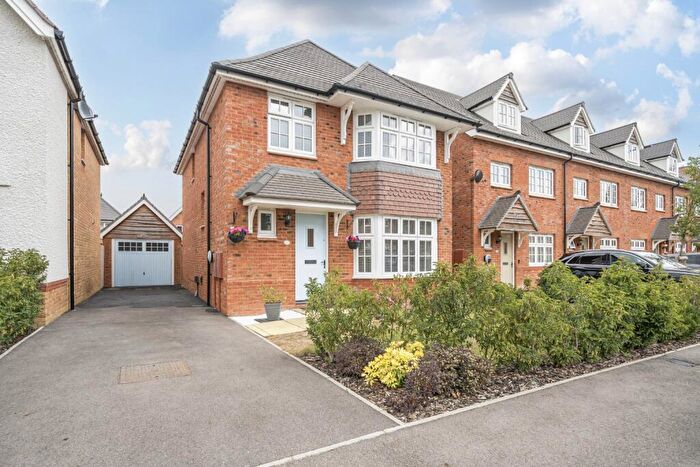 4 Bedroom Detached House For Sale In Barley Way, Sittingbourne, ME10