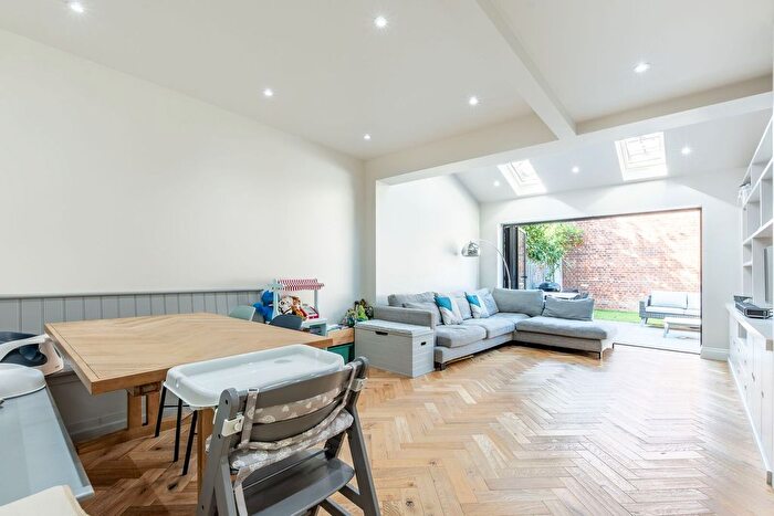 3 Bedroom Terraced House To Rent In Wandle Bank, Wimbledon, London, SW19