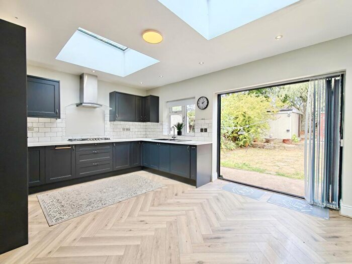 3 Bedroom Semi-Detached House To Rent In Berkswell Road, Erdington, B24