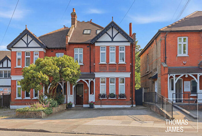 5 Bedroom Semi-Detached House For Sale In Cecil Road, Enfield, EN2
