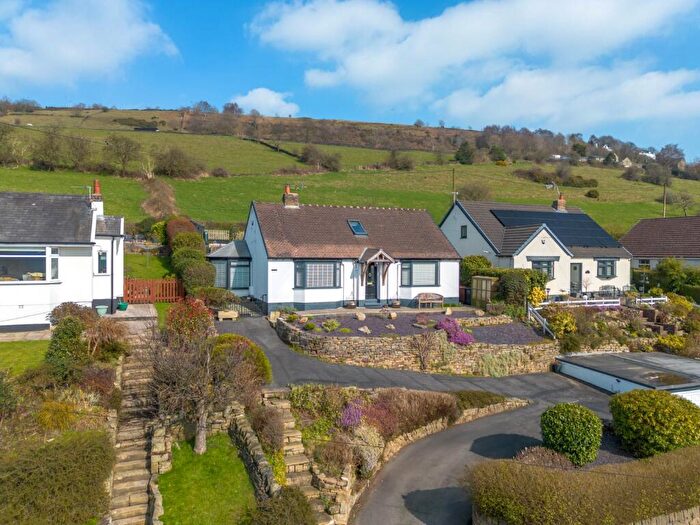 2 Bedroom Bungalow For Sale In Hague Bar, New Mills, High Peak, Derbyshire, SK22