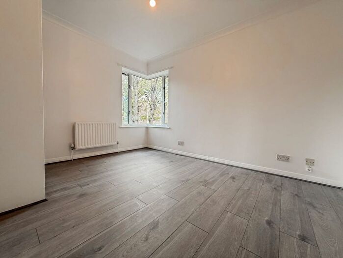 1 Bedroom Flat To Rent In Cedar Road, Sutton, SM2