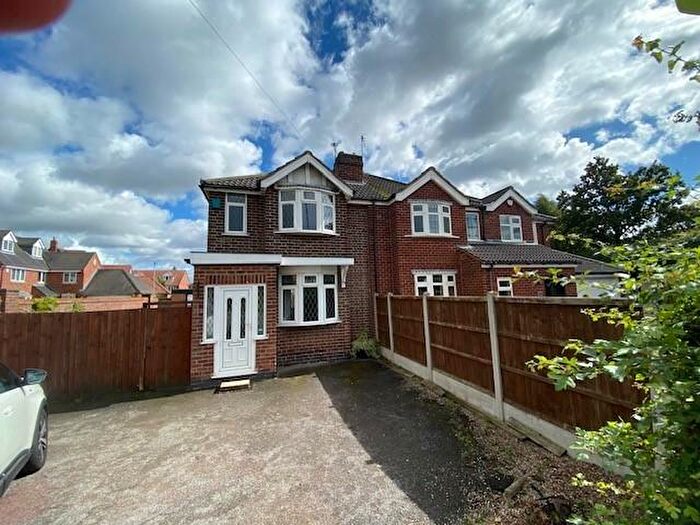 2 Bedroom Semi-Detached House To Rent In Mapperley Plains, Mapperley, Nottingham, NG3