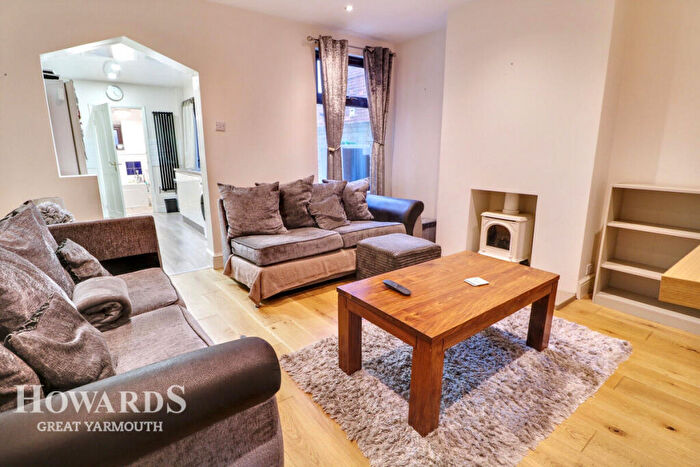 3 Bedroom End Of Terrace House For Sale In Palgrave Road, Great Yarmouth, NR30