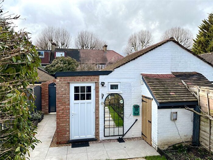 1 Bedroom Flat To Rent In Princes Gardens, West Acton, London, W3