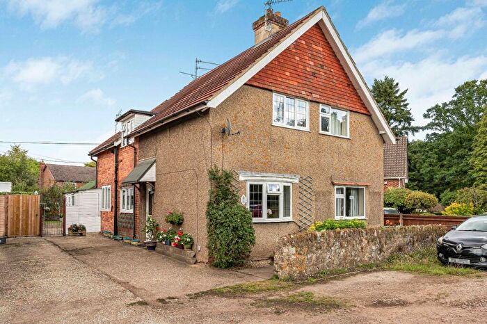 3 Bedroom Semi-Detached House For Sale In Passfield Common, Passfield, Liphook, Hampshire, GU30