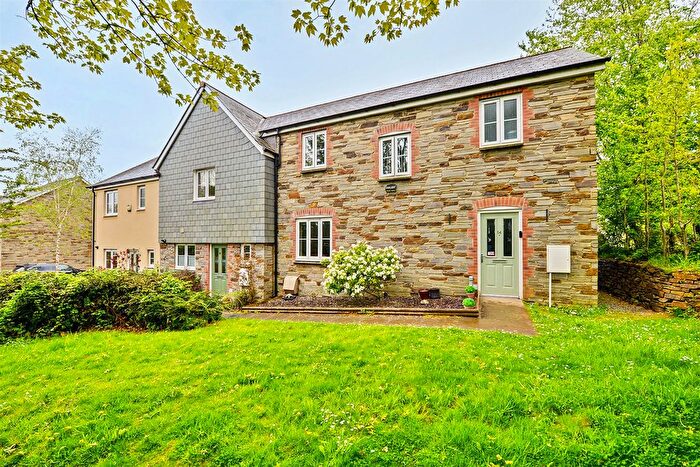 3 Bedroom End Terrace House For Sale In Austin Close, Liskeard, Cornwall, PL14