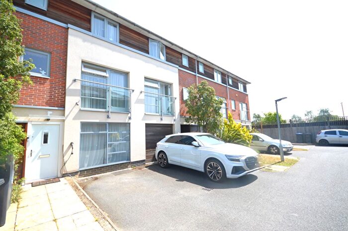 4 Bedroom Town House For Sale In Crown Green Mews, Pellatt Road, Wembley, HA9