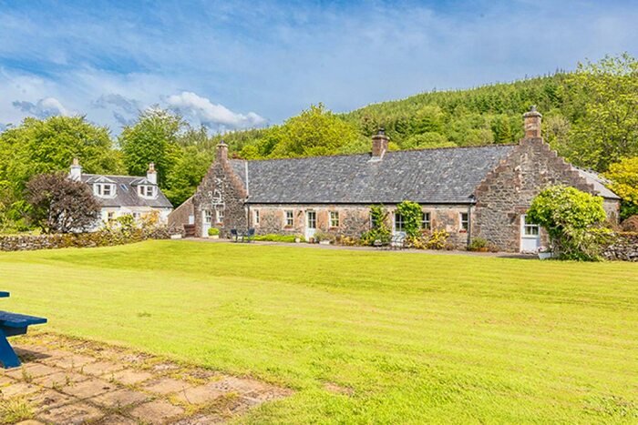 Farmhouse For Sale In Stonefield, Tarbert, PA29