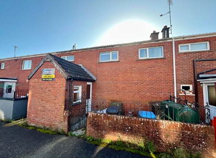 3 Bedroom Mid Terraced House For Sale In Glenowen Park, Derry/Londonderry, BT48