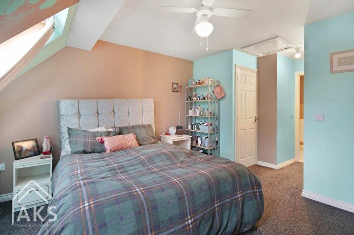 3 Bedroom End Of Terrace House For Sale In Avon Way, Hilton, DE65