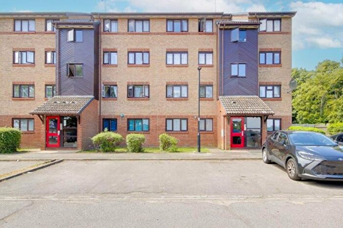 2 Bedroom Flat To Rent In Grilse Close, Edmonton, N9