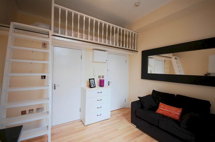 Studio To Rent In Belgrave Road, Pimlico, SW1V