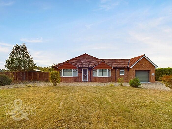 5 Bedroom Detached Bungalow For Sale In Elmham Road, Beetley, Dereham, NR20