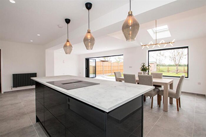 5 Bedroom Semi-Detached House To Rent In Mursley Road, Little Horwood, Milton Keynes, MK17