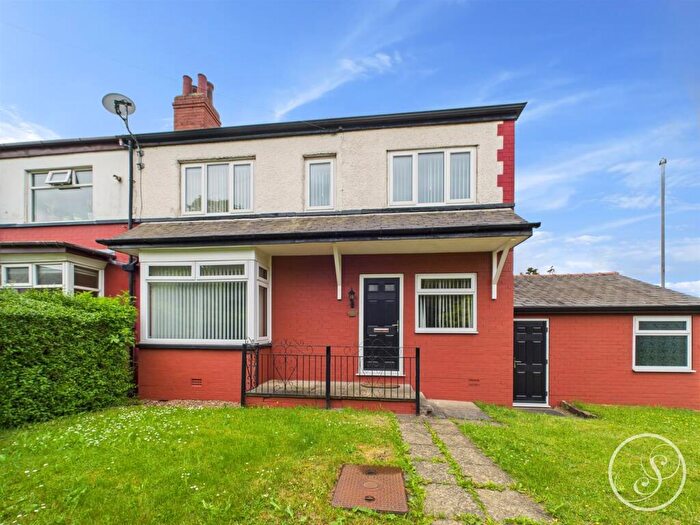 3 Bedroom Semi Detached House To Rent In Selby Road, Leeds, LS15
