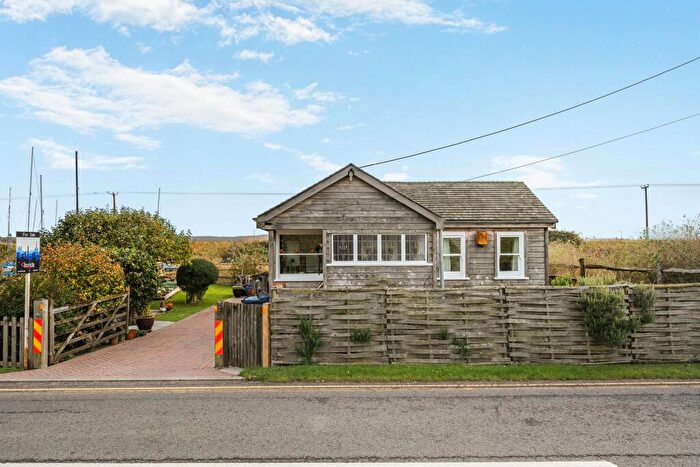 1 Bedroom Bungalow For Sale In Faversham Road, Seasalter, Whitstable, CT5