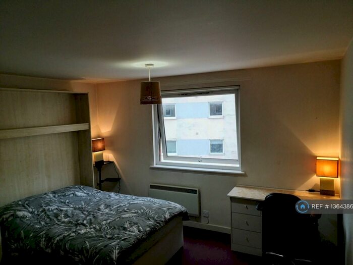 1 Bedroom Flat To Rent In Blackfriars Road, Glasgow, G1