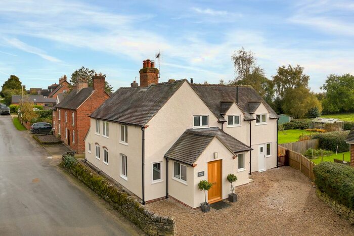 4 Bedroom Detached House For Sale In Rodsley Lane, Ashbourne, DE6