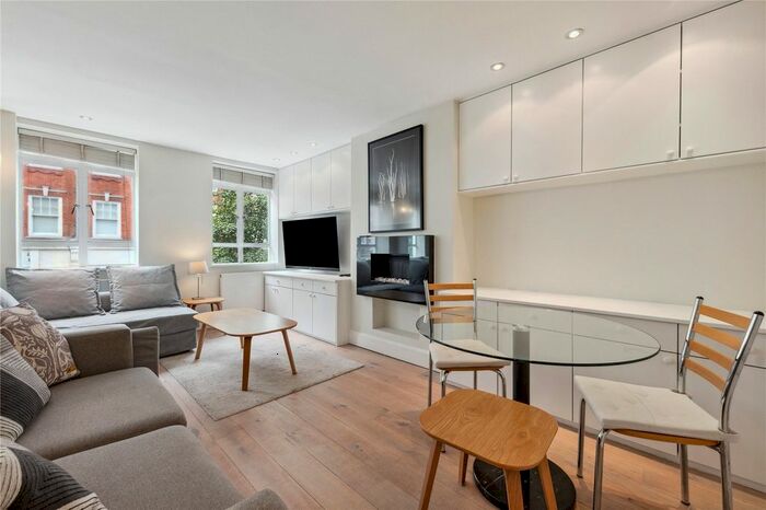 2 Bedroom Flat To Rent In Marylebone High Street, London, W1U