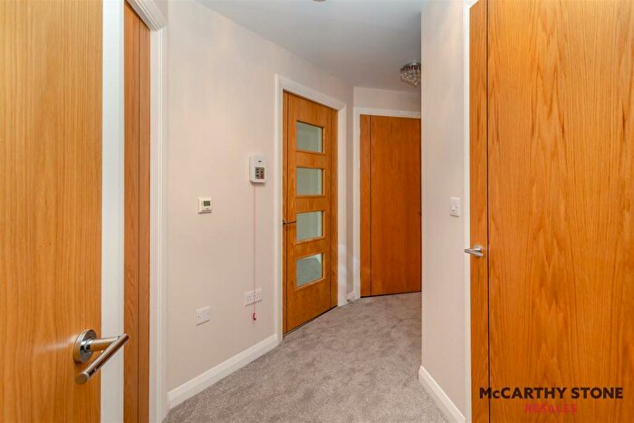 2 Bedroom Apartment For Sale In Valley Court, Longsight Road, Ramsbottom, Bury, BL0