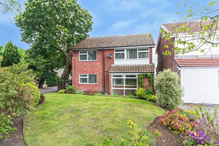4 Bedroom Detached House For Sale In Vernon Crescent, Ravenshead, Nottingham, NG15