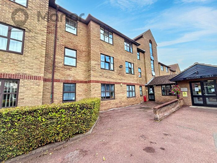 1 Bedroom Flat For Sale In Wiltshire Court, Pittman Gardens, Ilford, IG1