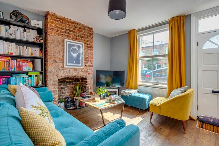 2 Bedroom Property To Rent In Longfield Street, London, SW18