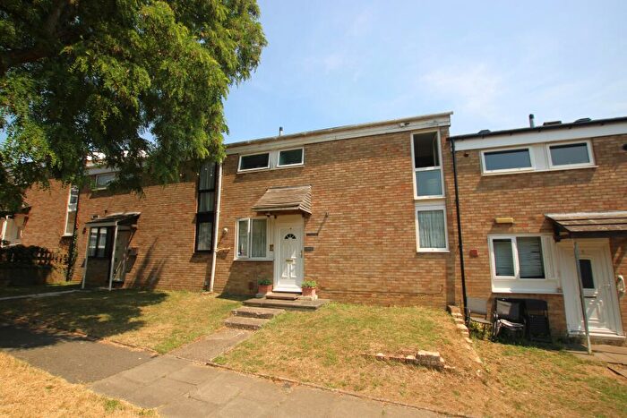 3 Bedroom Terraced House For Sale In Alfoxden, Wellingborough, NN8