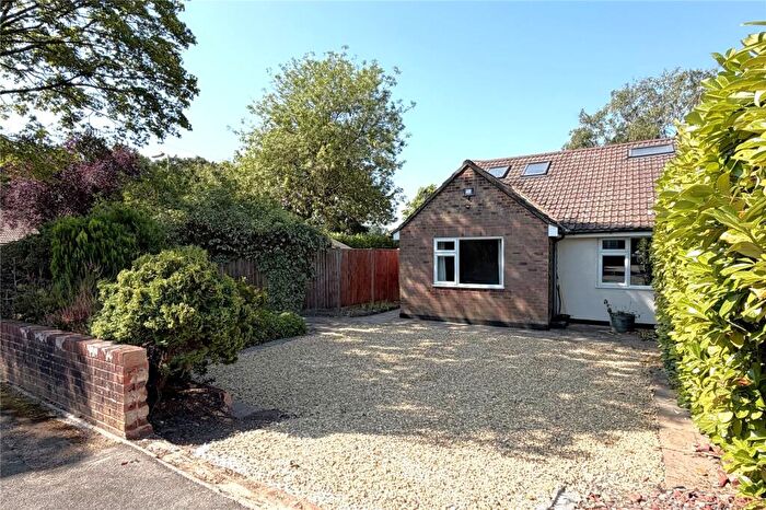 4 Bedroom Bungalow For Sale In Pierrefondes Avenue, Farnborough, Hampshire, GU14
