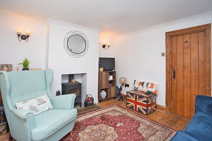 1 Bedroom End Terrace House For Sale In Templar Road, Temple Ewell, Dover, Kent, CT16