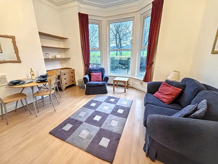 1 Bedroom Flat To Rent In Hyde Park Road, Leeds, West Yorkshire, LS6